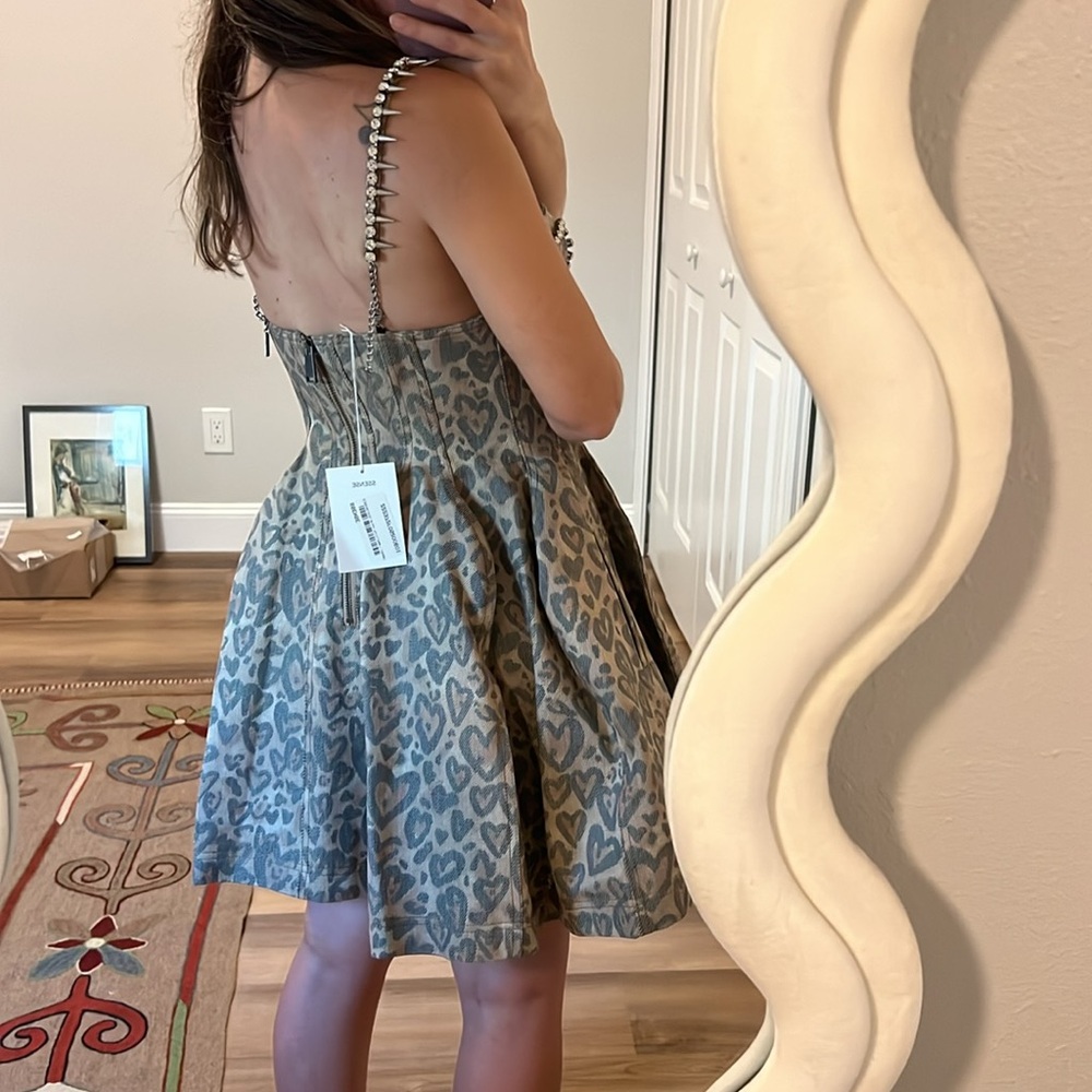 AREA Tan Heart Leopard Godet Minidress (2) - Picture 6 of 6